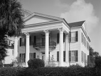MYSTERY PHOTO: Classic Southern mansion