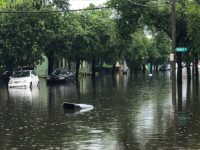 FOCUS: Rain inundates Charleston, closing 17 streets Sunday